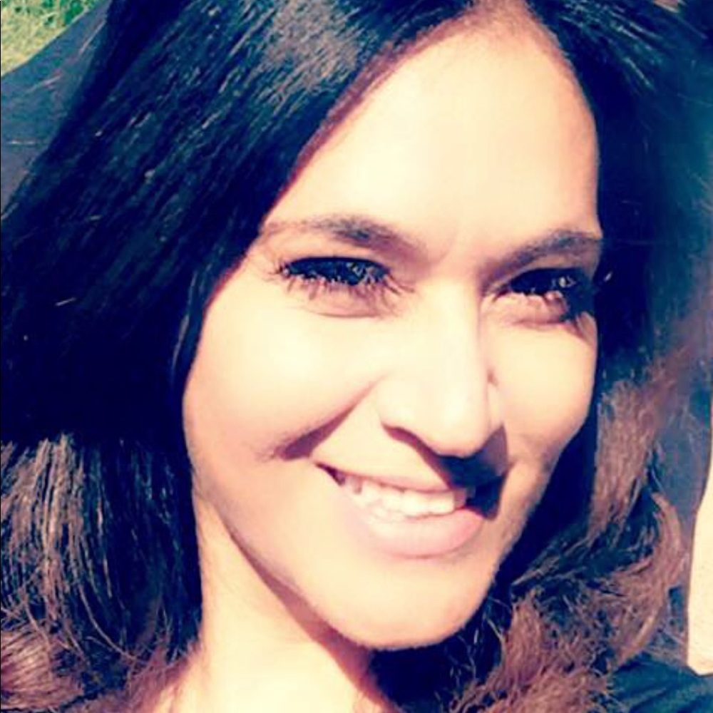 Meet your Posher, Hilda